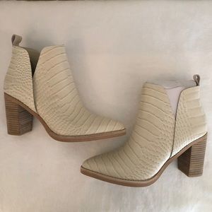 Dolce Vita Boots